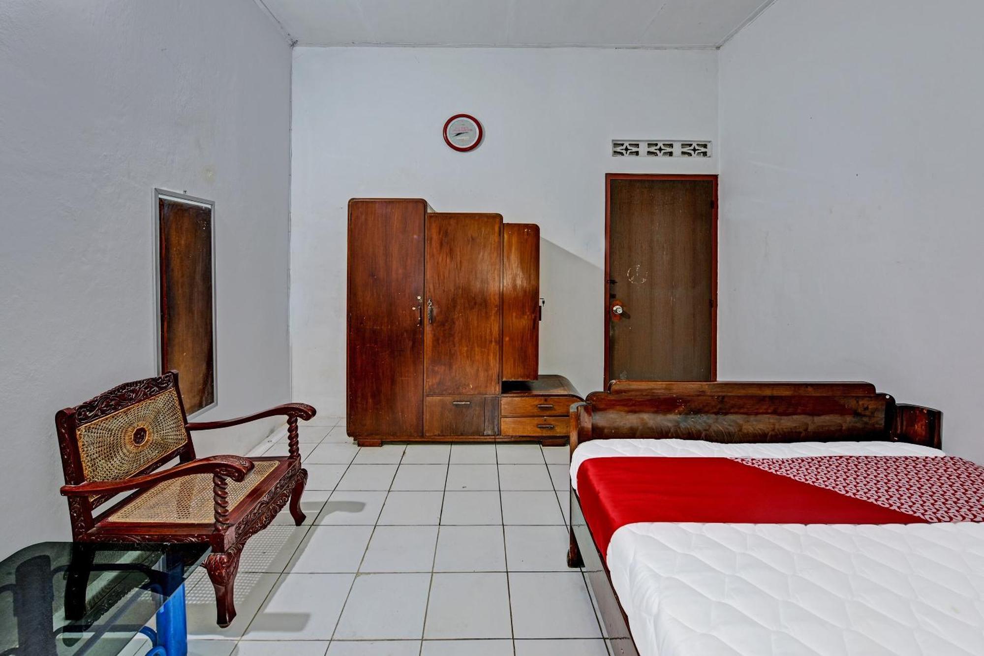 Spot On 91372 Wisma Bulin Purwokerto Eksteriør bilde